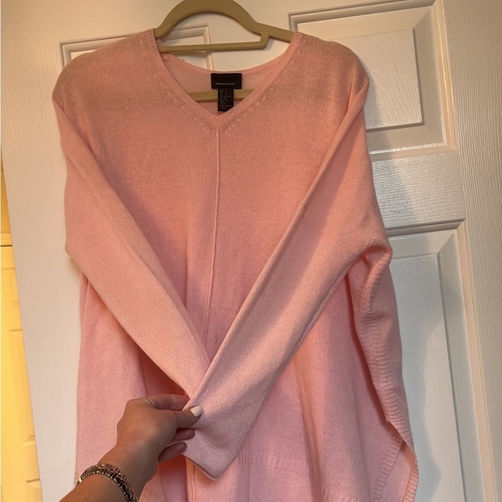 Pink cashmere sweater from Italy